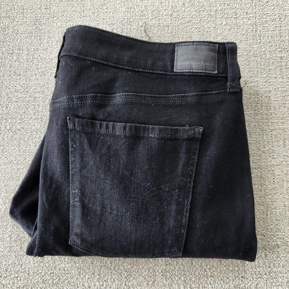 American Eagle The Drem Jean Hi Rise Jegging Womens Size 16 Short Black Raw Hem